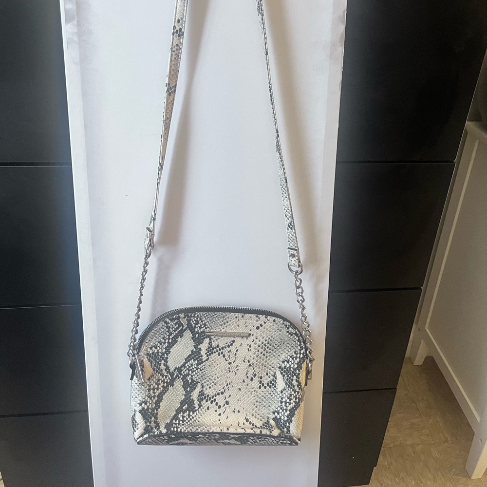 Cross body bag